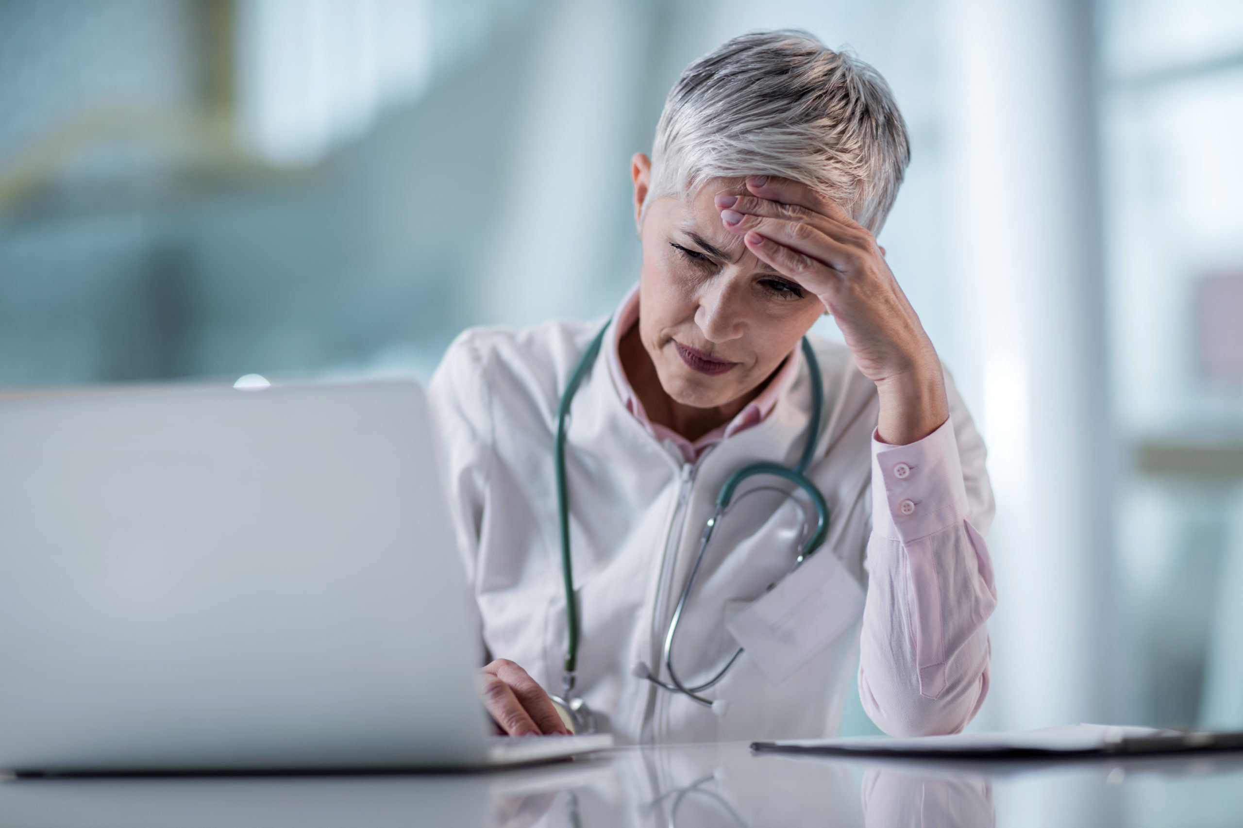How to ease clinician cognitive overload